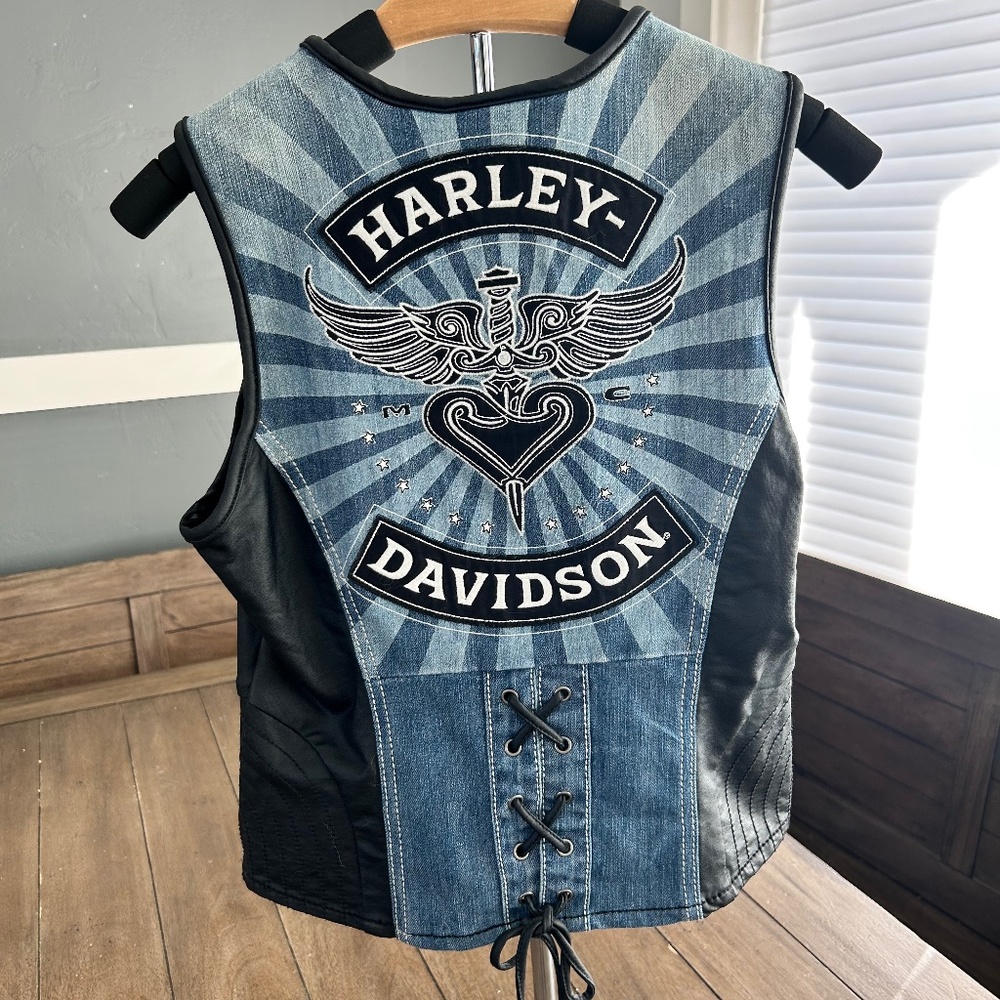 Harley Davidson Women's Lace Up Denim Embroidered Logo Zip Up Size Medium